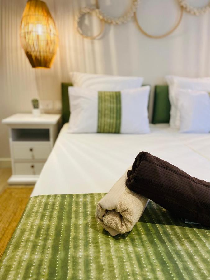 Sweet Beach Apt-Pool, Terrace, Ground Floor, Few Steps From Beach! Flic-en-Flacq エクステリア 写真