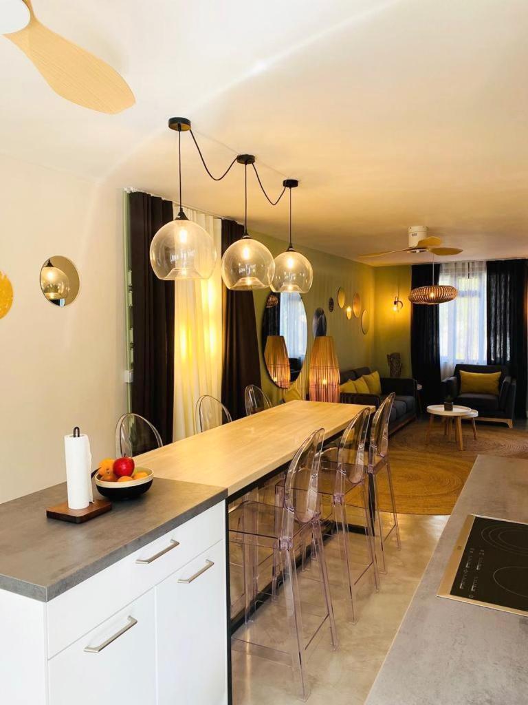 Sweet Beach Apt-Pool, Terrace, Ground Floor, Few Steps From Beach! Flic-en-Flacq エクステリア 写真